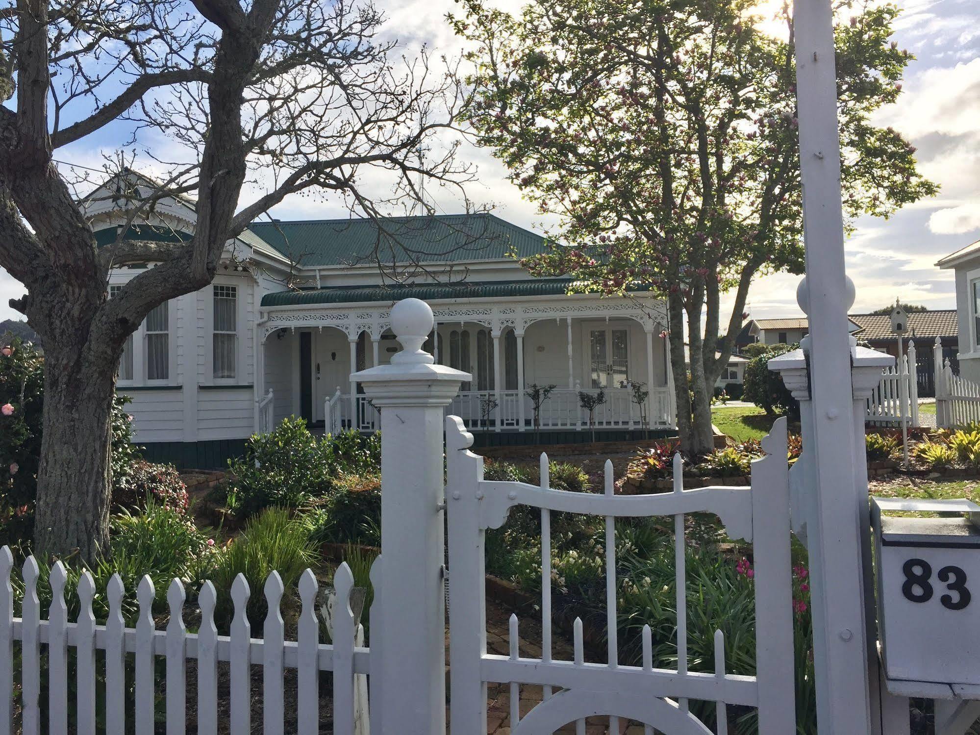 Chelsea House Bed & Breakfast Whangarei Bagian luar foto