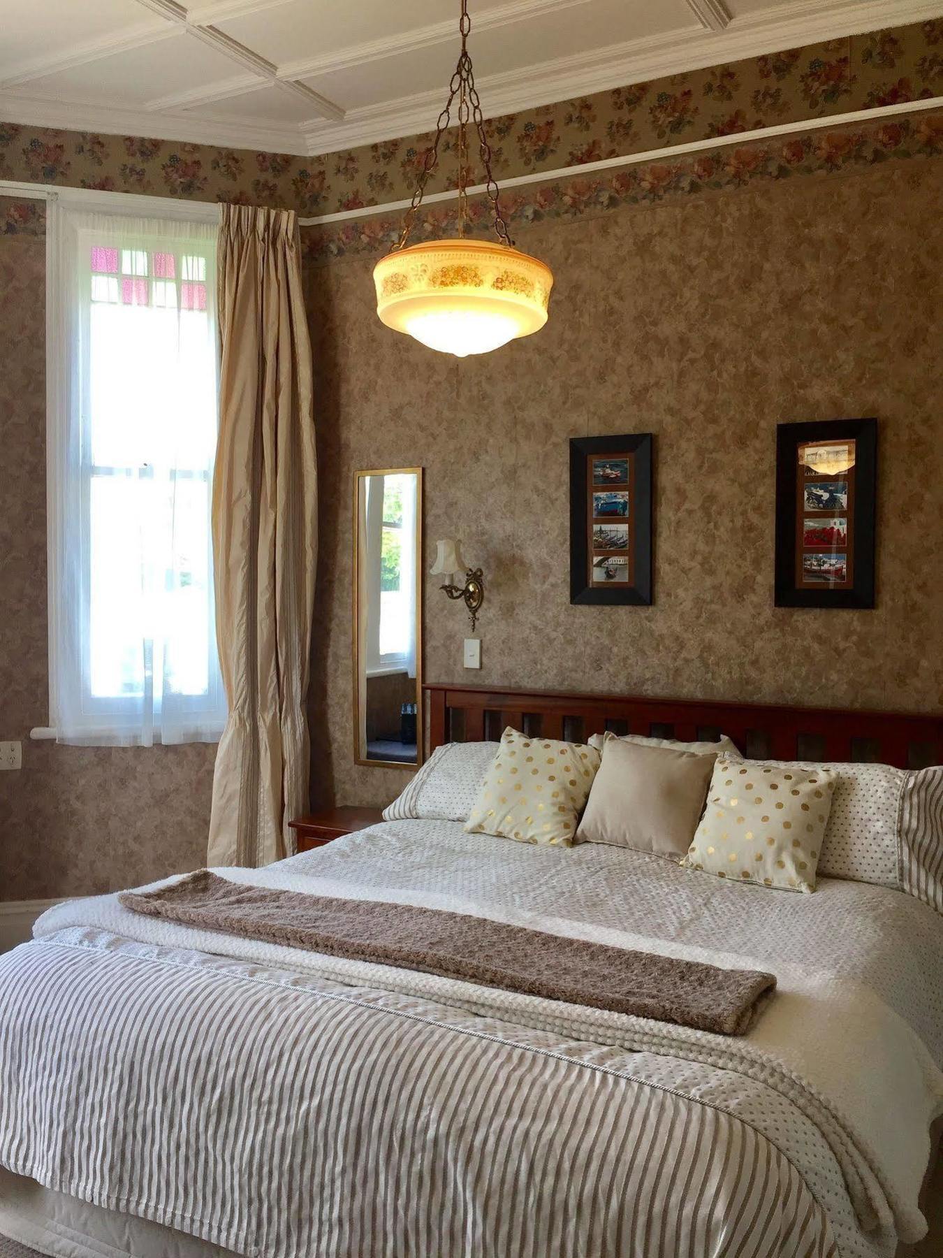Chelsea House Bed & Breakfast Whangarei Bagian luar foto