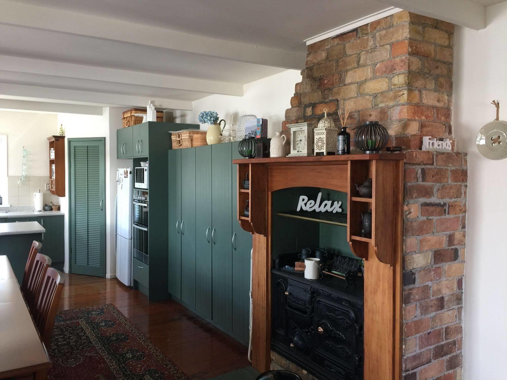 Chelsea House Bed & Breakfast Whangarei Bagian luar foto